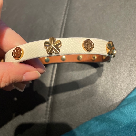 Double Banded Layer Wrap Leather Logo Stud Bracelet Gold Grommet Rivet Hardware - Picture 3 of 12